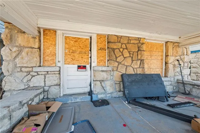 $77,000 | 917 Benton Boulevard, Kansas City, MO 64127