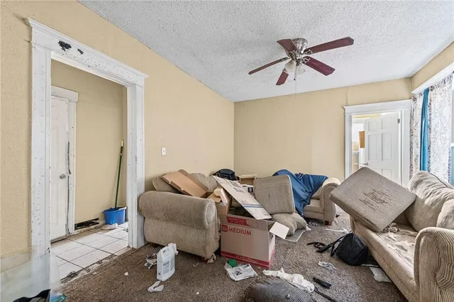 $77,000 | 917 Benton Boulevard, Kansas City, MO 64127