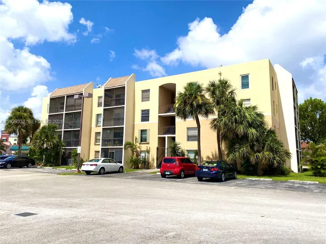$1,990 | 8005 Lake Drive, Unit 207, Doral, FL 33166