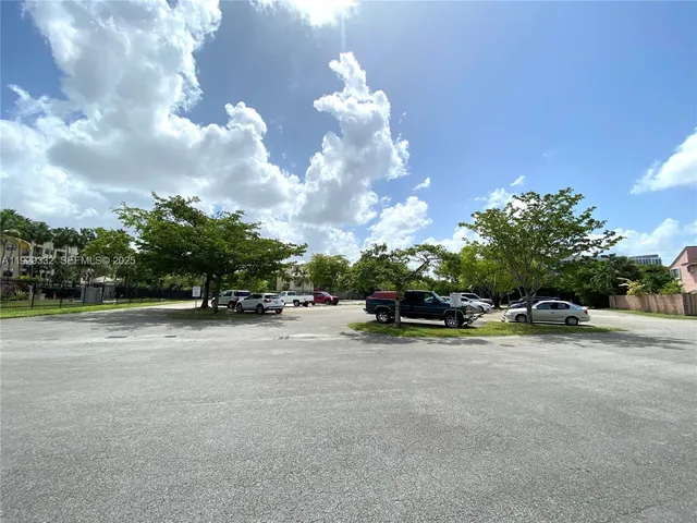 $1,990 | 8005 Lake Drive, Unit 207, Doral, FL 33166