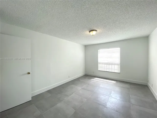 $1,990 | 8005 Lake Drive, Unit 207, Doral, FL 33166
