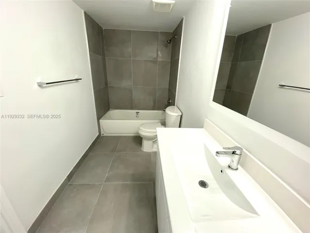 $1,990 | 8005 Lake Drive, Unit 207, Doral, FL 33166