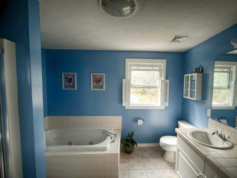 28 Guinea Road Biddeford, ME 04005 - Photo 23 of 34 Bathroom.