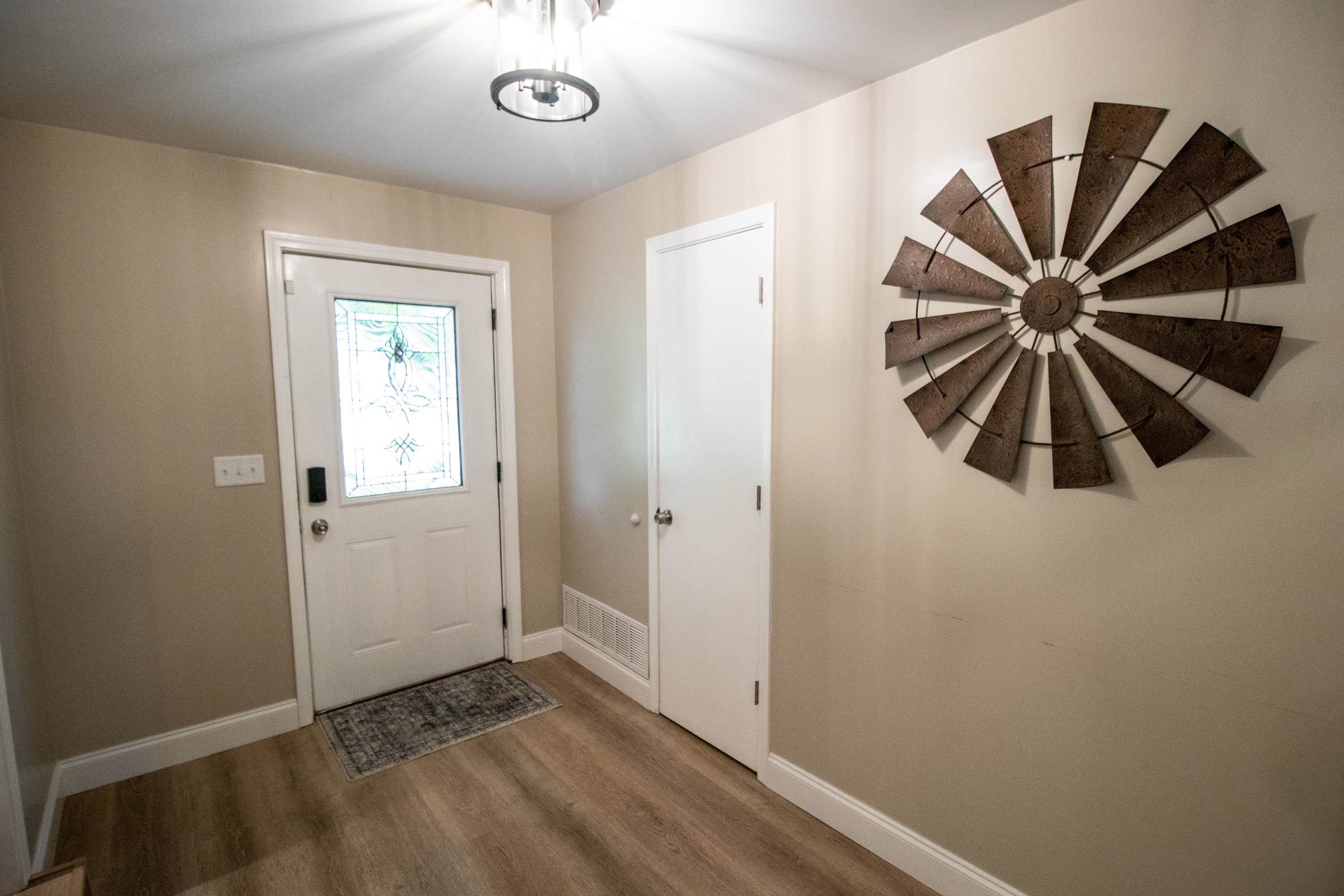 8288 Neff Road Mount Morris, MI 48458 - Photo 4 of 43