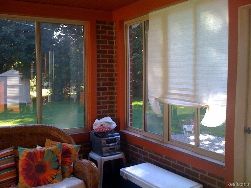 18179 Cornell Road Southfield, MI 48075 - Photo 12 of 30 photo 3.jpg