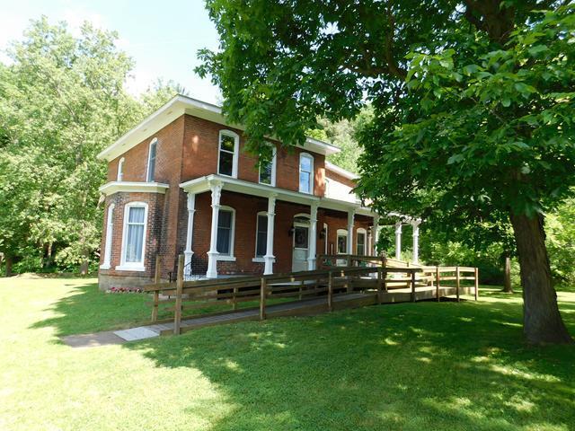 1065 Cobham Park Road Warren, PA 16365 - Photo 3 of 27 Gallery Image 3