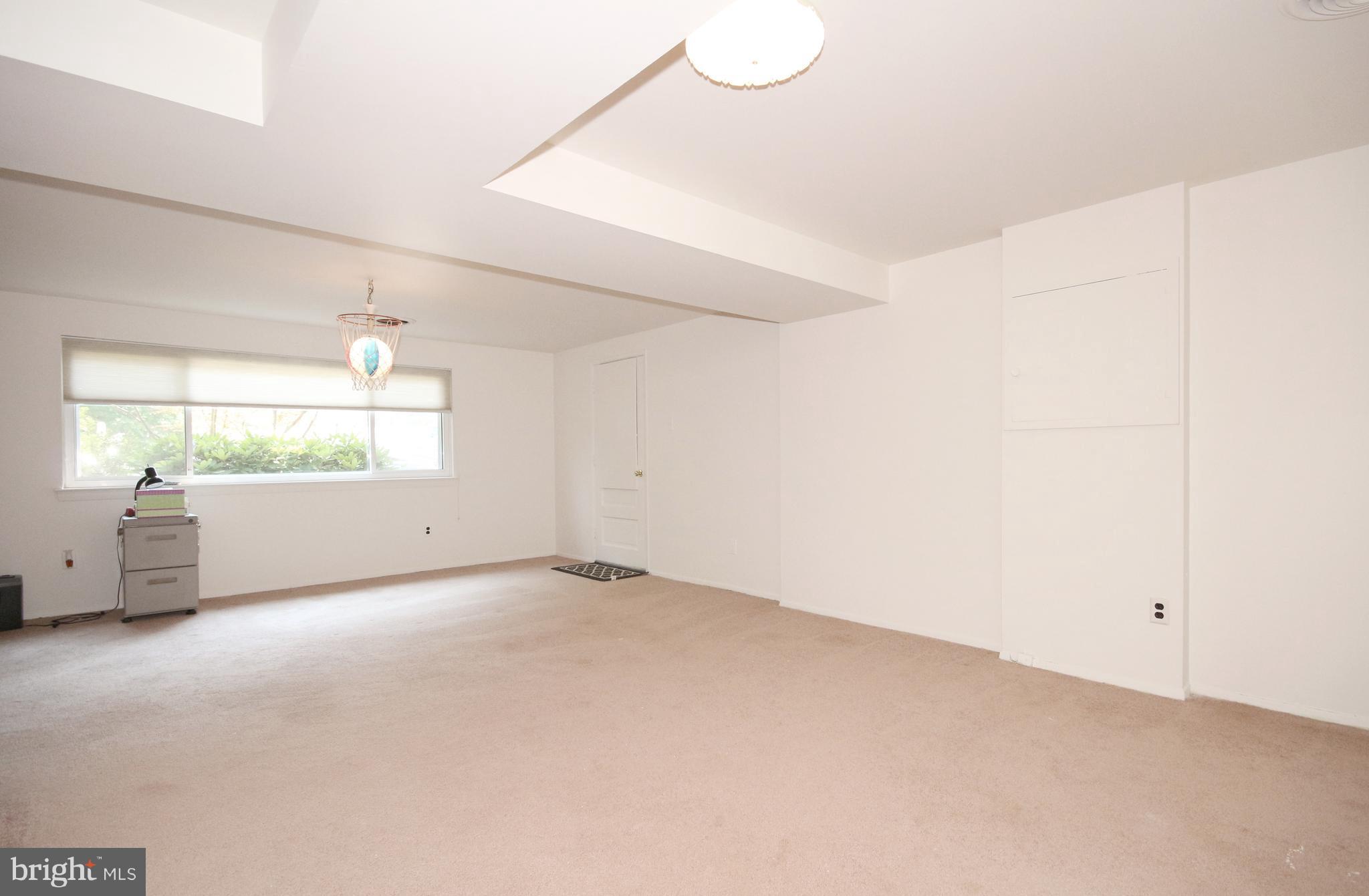 4208 Collier Road Fairfax, VA 22030 - Photo 13 of 30 Interior (General)