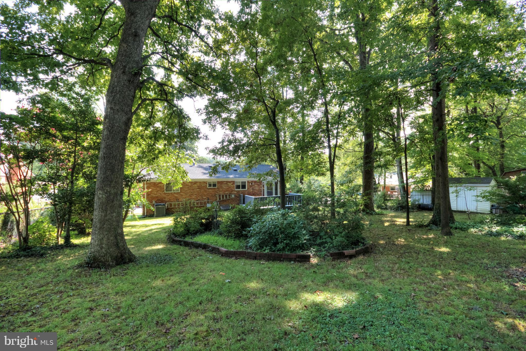 4208 Collier Road Fairfax, VA 22030 - Photo 27 of 30 Exterior (Rear)