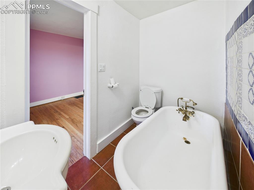 6601 Pickney Road Rye, CO 81069 - Photo 24 of 33 a bathroom with a sink and mirror