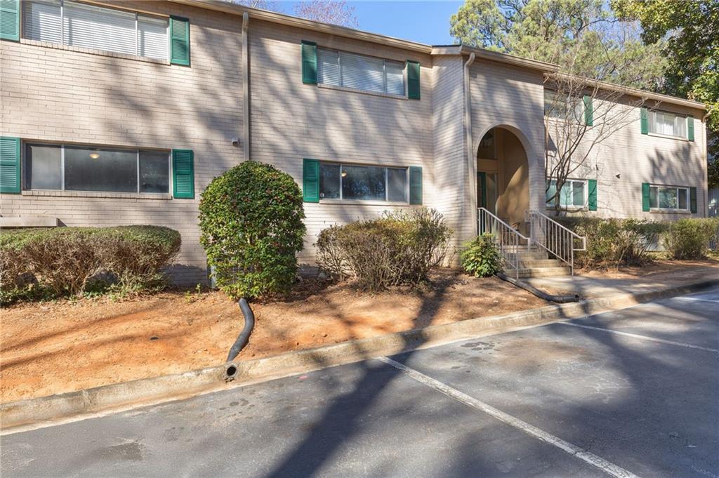 3236 Henderson Mill Road, Unit 5 Atlanta, GA 30341 - Photo 2 of 29