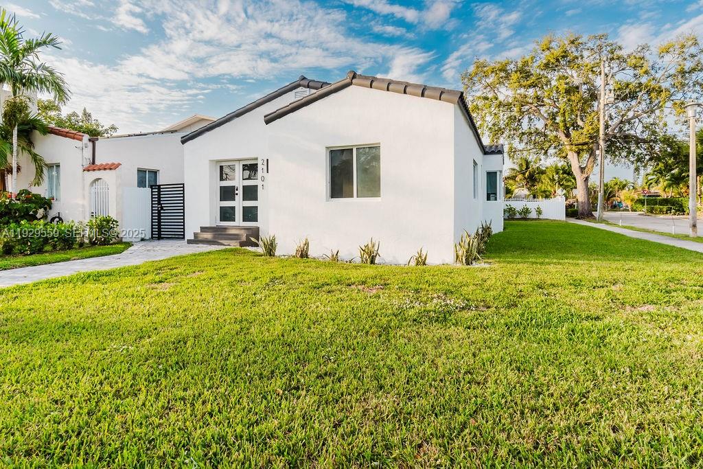 2101 Southwest 16th Terrace Miami, FL 33145 - Photo 3 of 55 a view of a backyard of the house