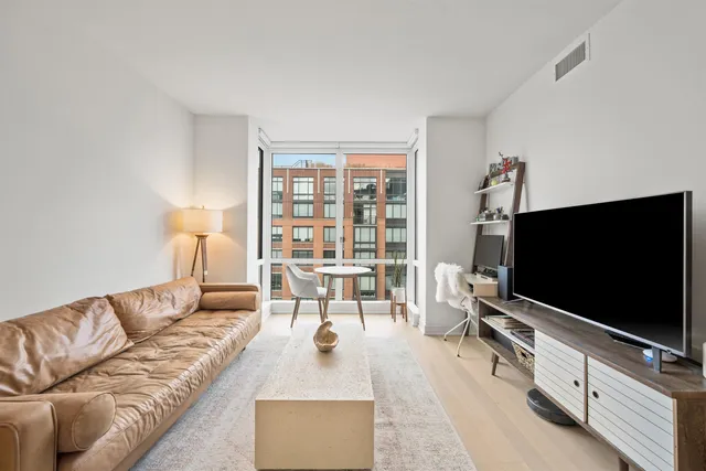 $4,600 | 1000 Maxwell Lane, Unit 10G, Hoboken, NJ 07030