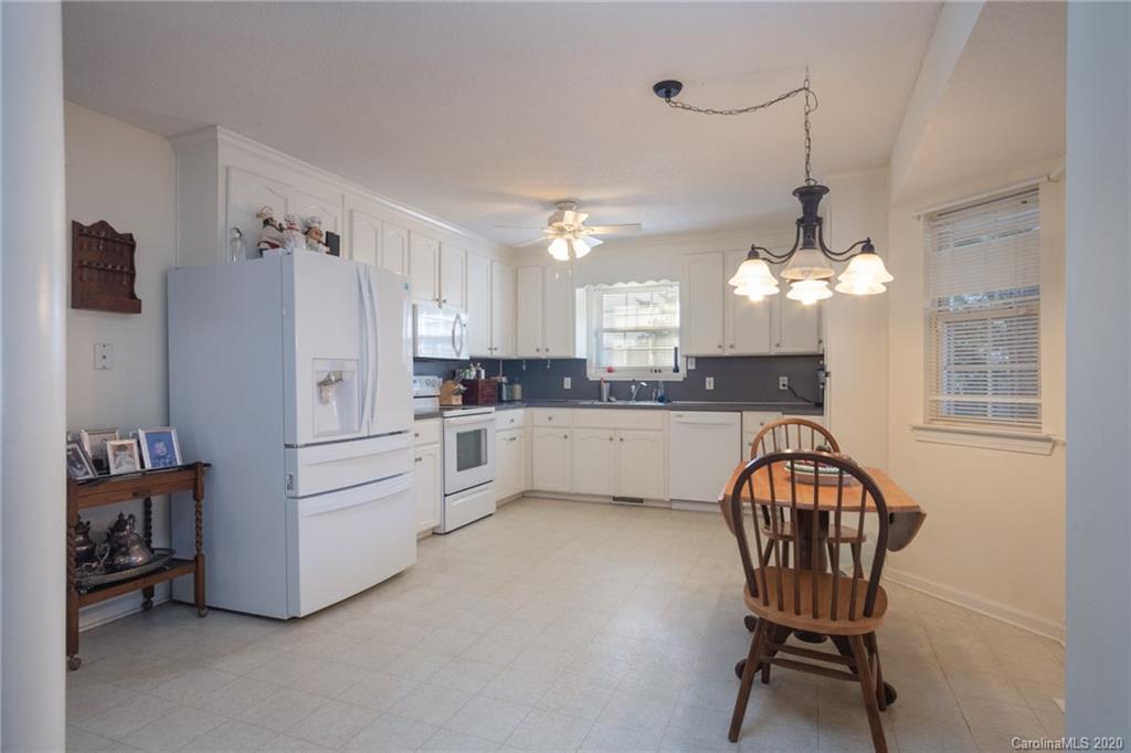 301 Lincoln Road York, SC 29745 - Photo 9 of 37 Gallery Image 9