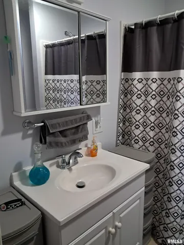 $79,900 | 2499 County Highway 3, Oquawka, IL 61469