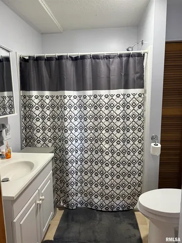 $79,900 | 2499 County Highway 3, Oquawka, IL 61469