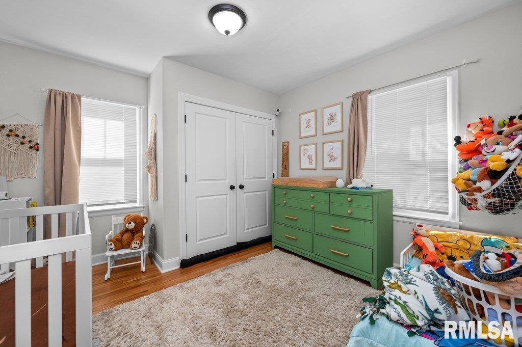 2133 Warren Street Davenport, IA 52804 - Photo 16 of 26 a room with window and soccer table