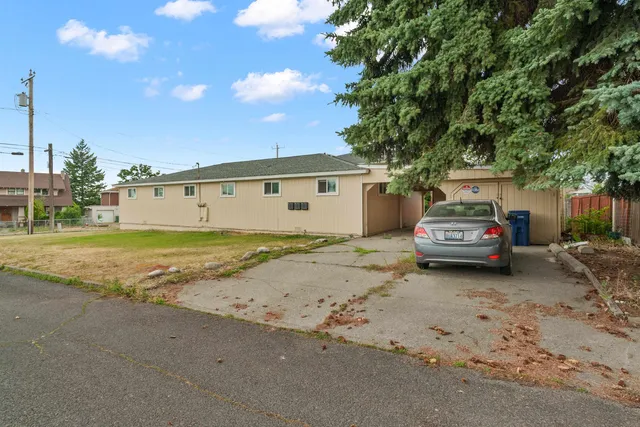 $379,000 | 45 East Euclid Avenue, Spokane, WA 99207