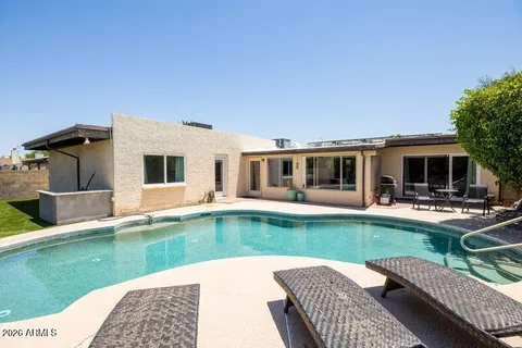 $650,000 | 2118 East Pebble Beach Drive, Tempe, AZ 85282