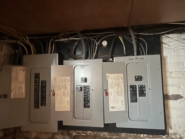 a view of walk in closet