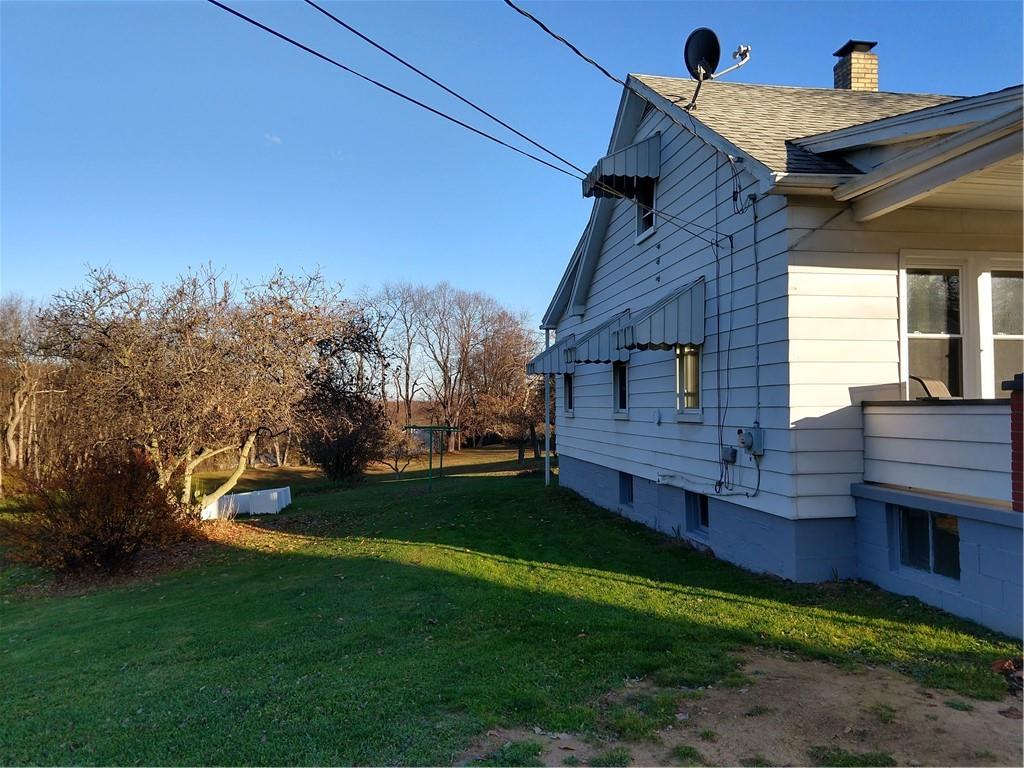 5331 Colonial Avenue Butler, PA 16001 - Photo 3 of 25 Gallery Image 3