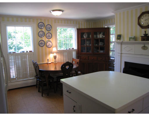 162 Highland Street Dedham, MA 02026 - Photo 13 of 17