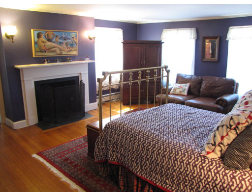162 Highland Street Dedham, MA 02026 - Photo 14 of 17