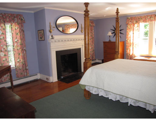162 Highland Street Dedham, MA 02026 - Photo 15 of 17