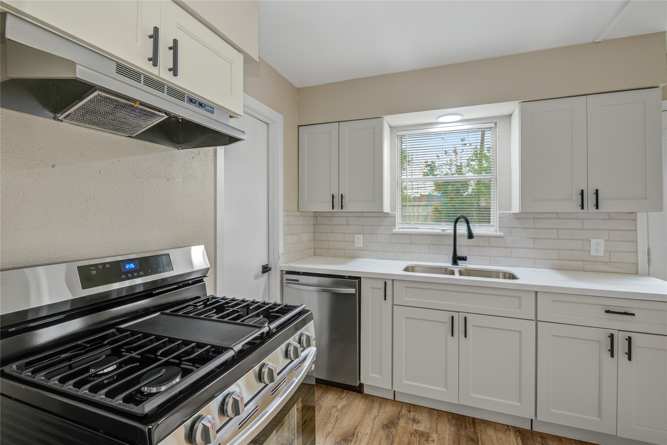 10611 Leitrim Way Houston, TX 77047 - Photo 23 of 28