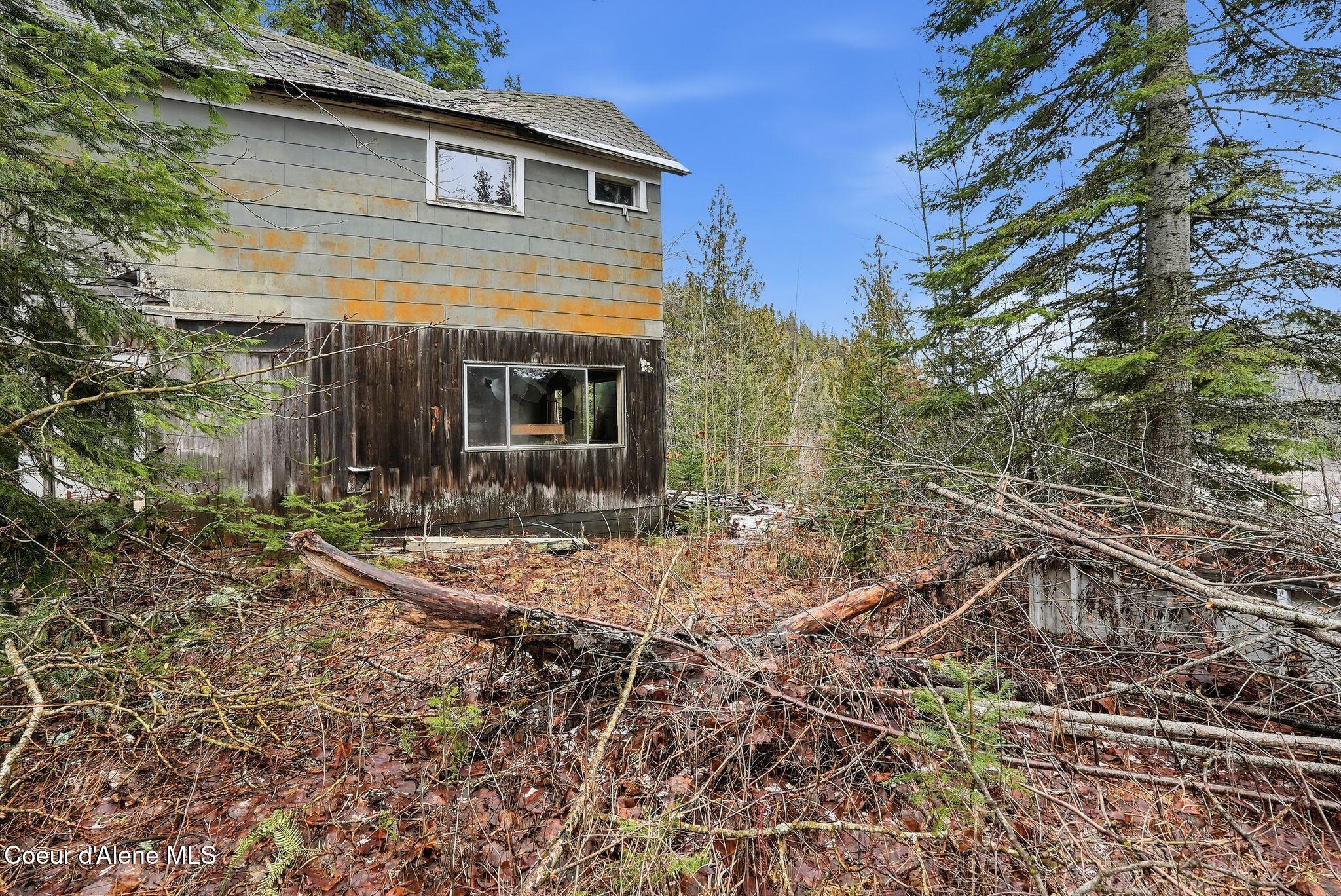 307 Elm Street Wallace, ID 83873 - Photo 4 of 26 3