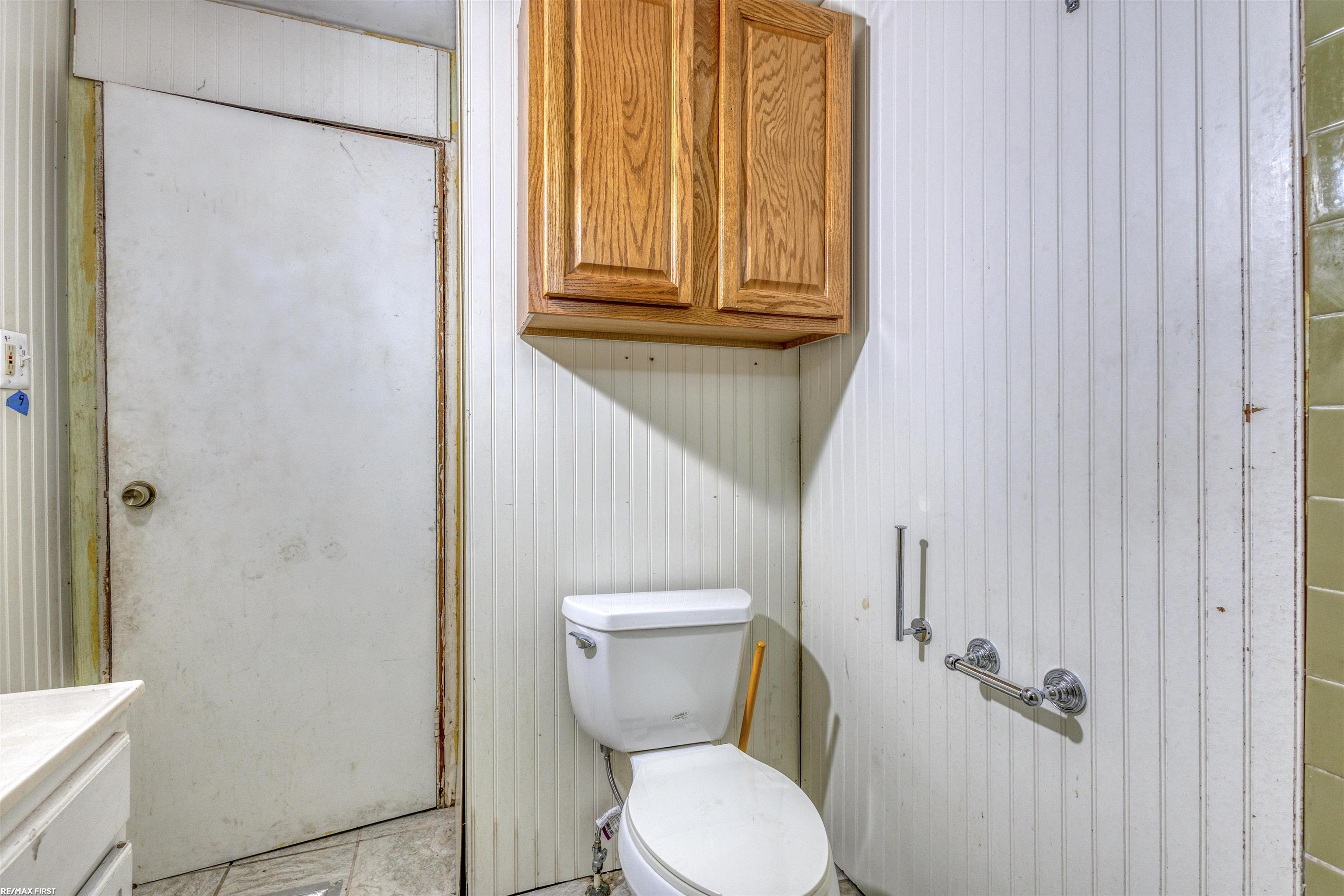 14846 Stephens Road Eastpointe, MI 48021 - Photo 23 of 33 50216047-60b9142a-0bde-4ad3-b468-32364cab6e2f.JPG