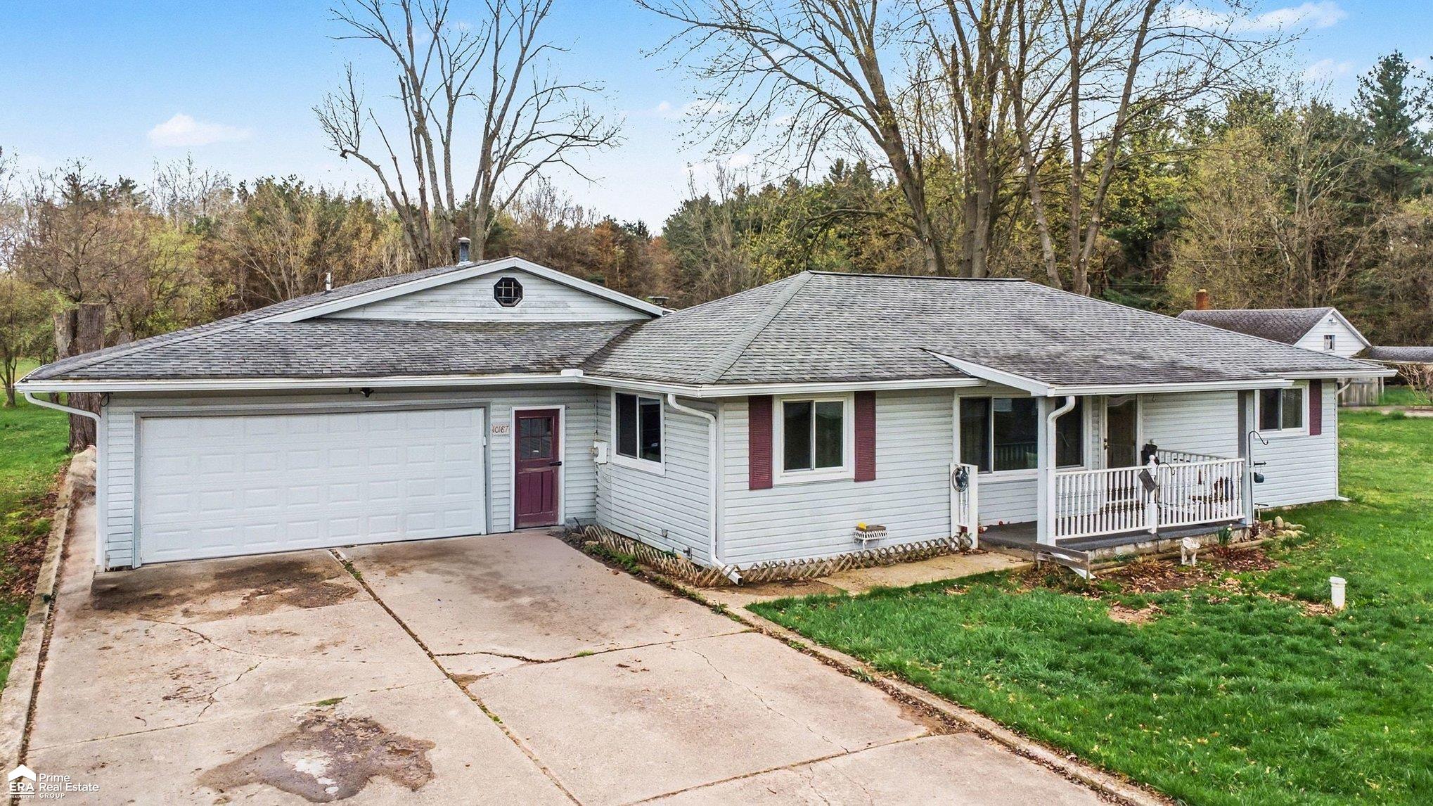 10187 West Dodge Road Montrose, MI 48457 - Photo 2 of 30