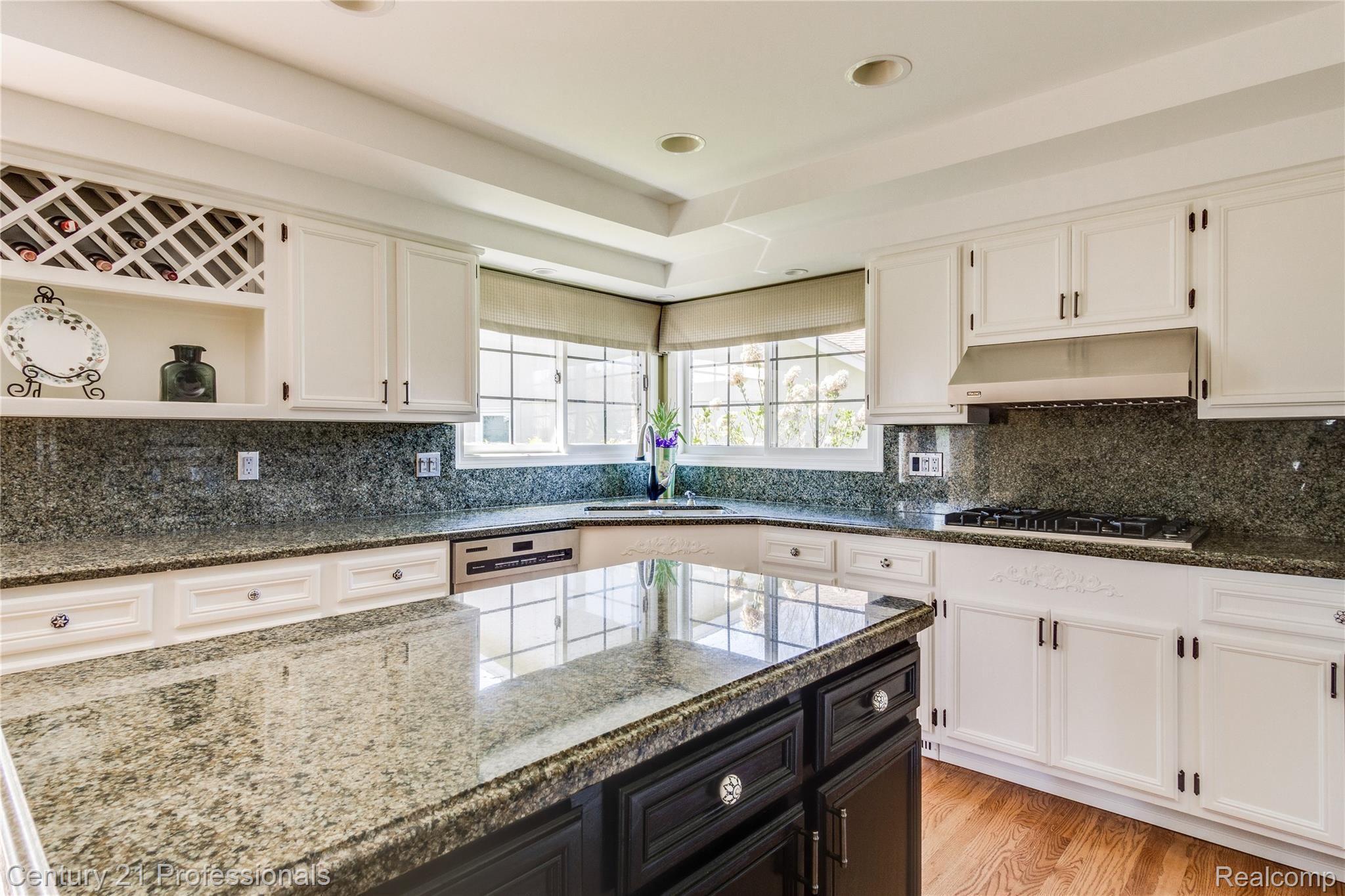 Gourmet Kitchen