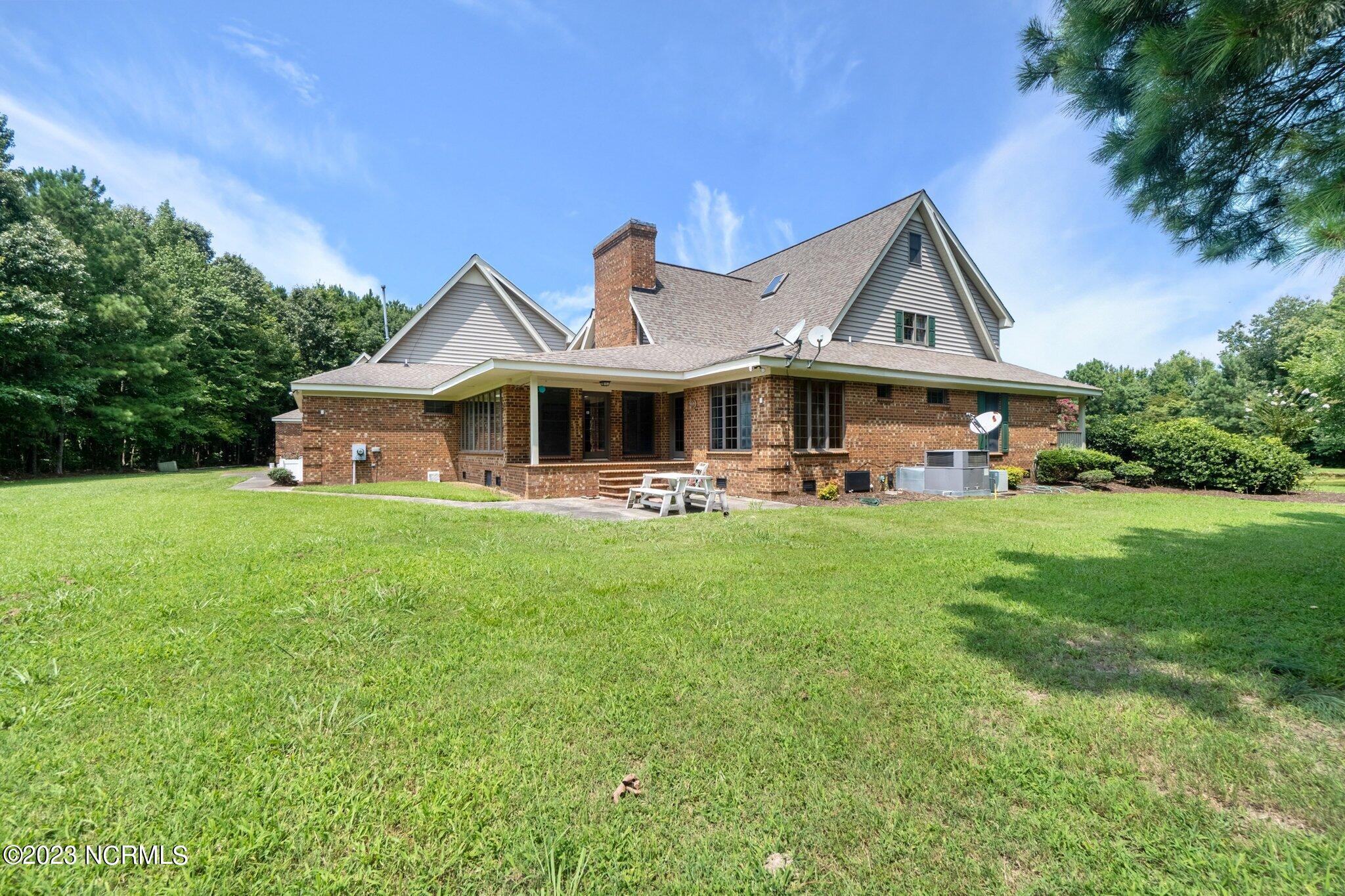 642 Poplar Neck Road Edenton, NC 27932 - Photo 2 of 65 41-web-or-mls-Done-8