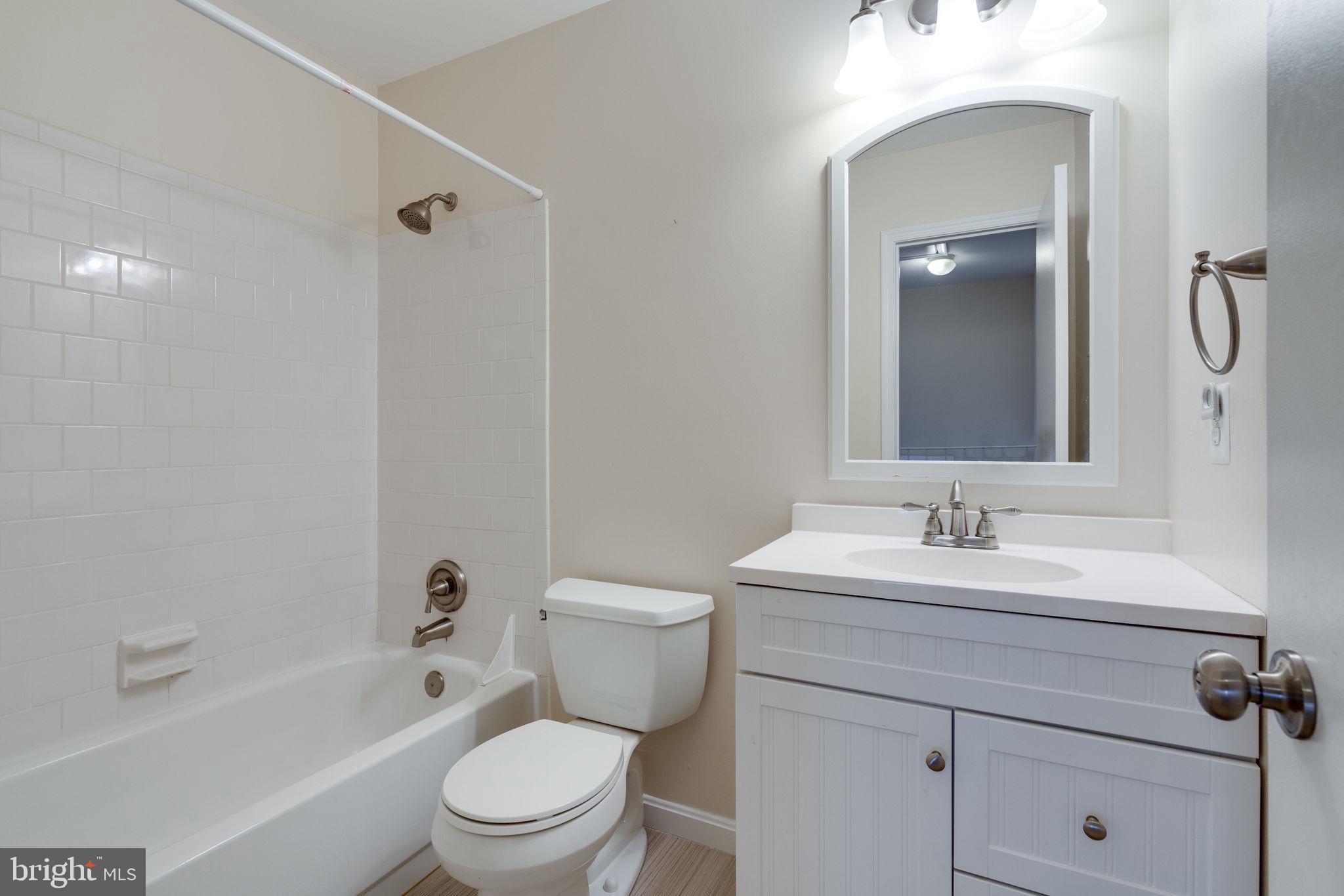 6032 Selwood Place Springfield, VA 22152 - Photo 21 of 42 Bedroom level bath updated in 2016.