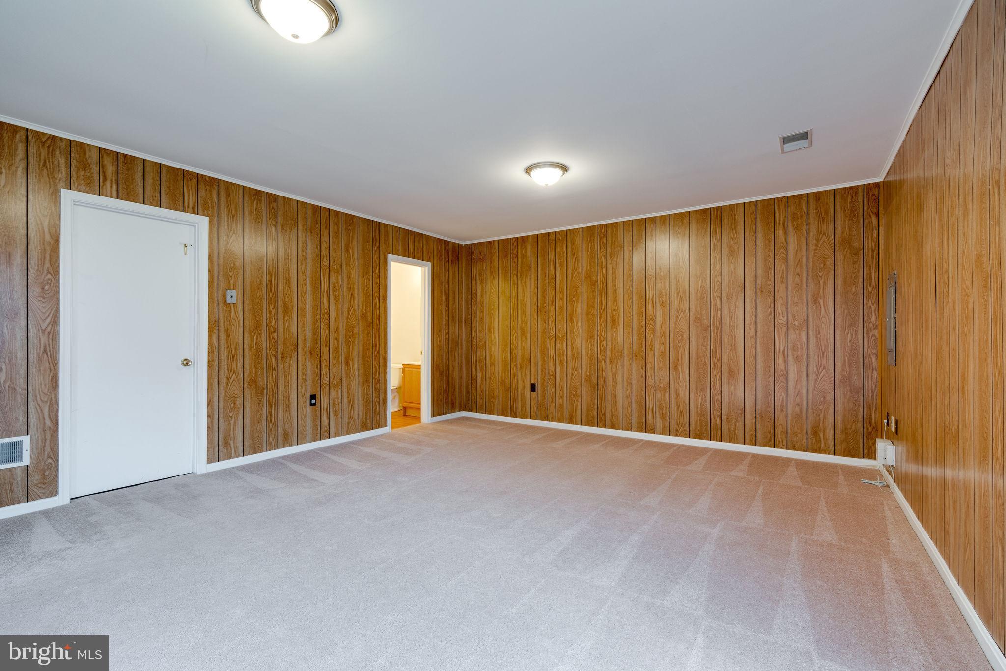 6032 Selwood Place Springfield, VA 22152 - Photo 34 of 42 Basement with half bath.