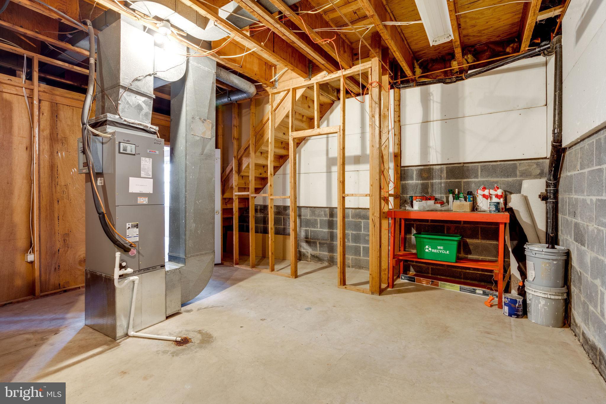 6032 Selwood Place Springfield, VA 22152 - Photo 37 of 42 Huge storage area.