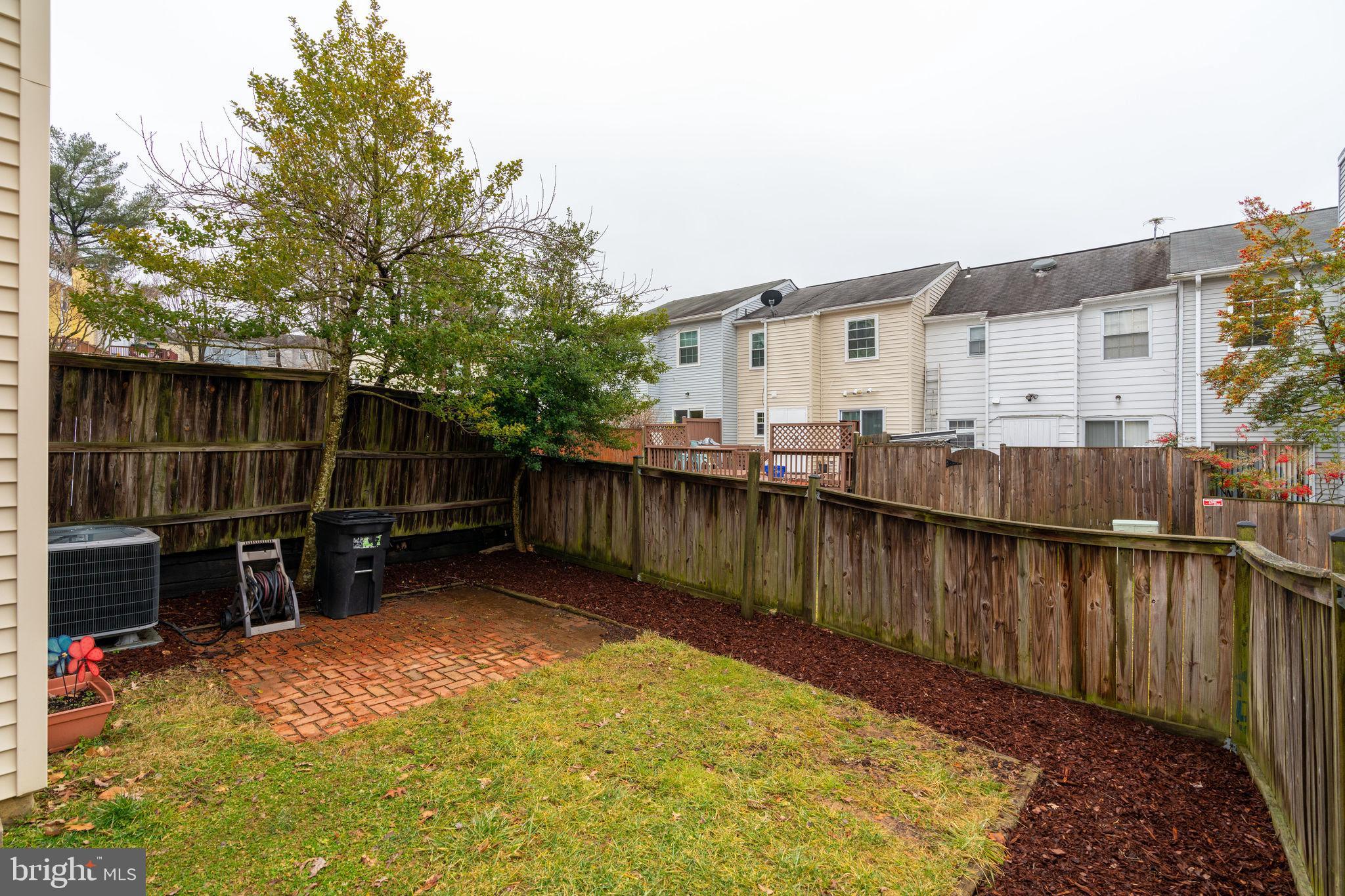 6032 Selwood Place Springfield, VA 22152 - Photo 38 of 42 Spacious backyard.