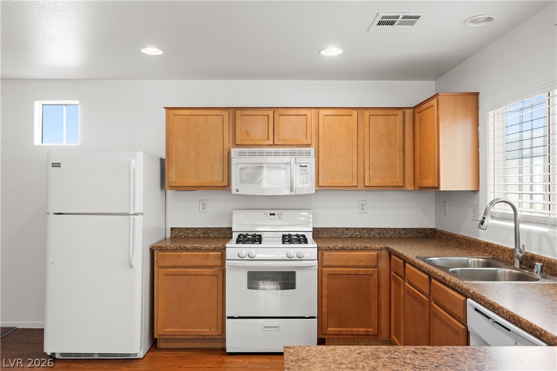 4790 Pinon Pointe Road Las Vegas, NV 89115 - Photo 8 of 33