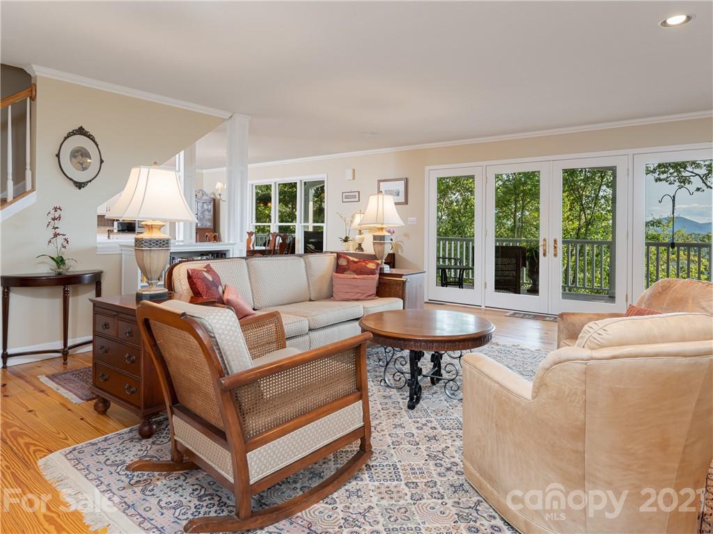 10 Powder Ridge Drive Asheville, NC 28803 - Photo 9 of 46 a living room with furniture and a large window