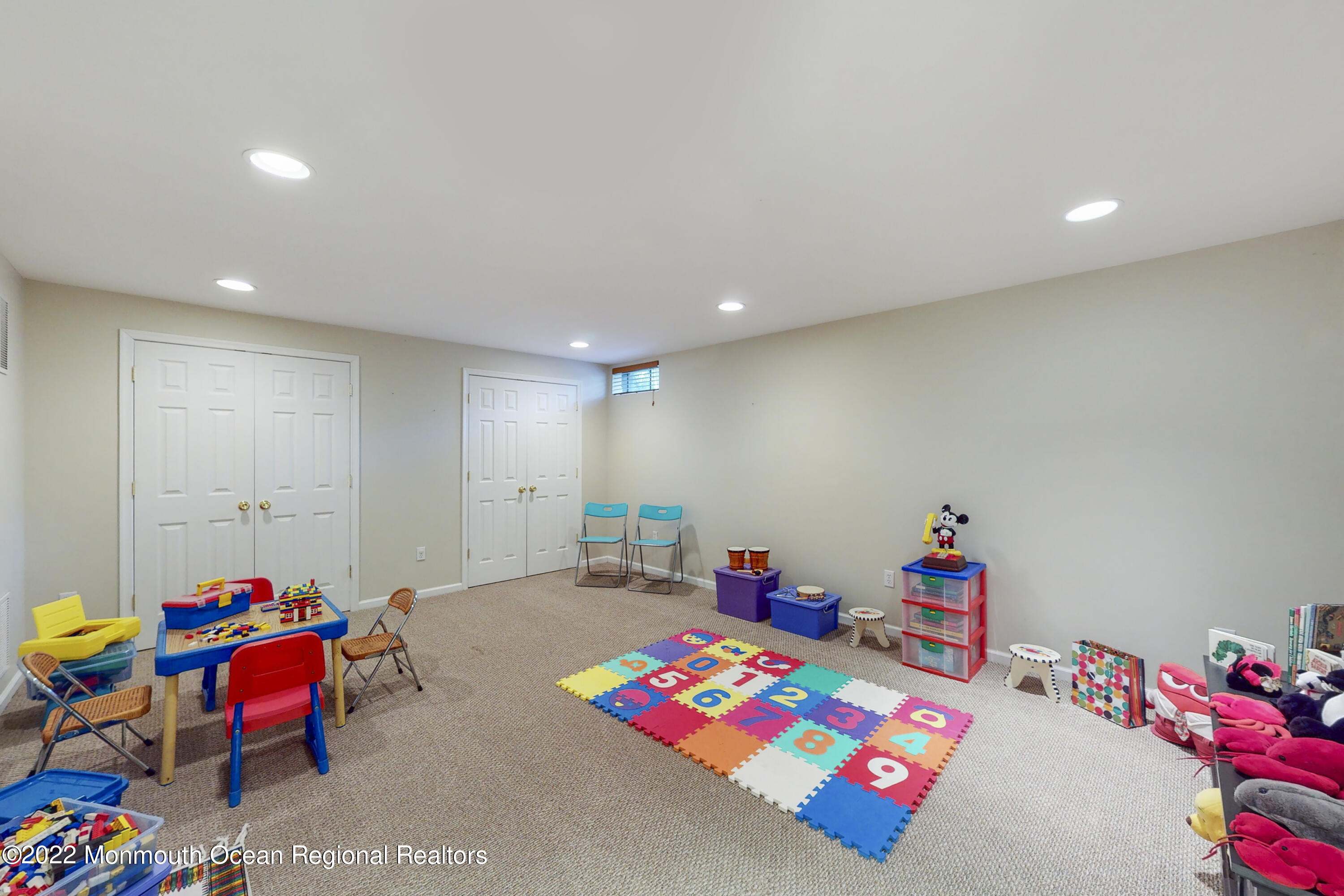 20 Jamestown Pass Colts Neck, NJ 07722 - Photo 27 of 48 20-Jamestown-Pass-02272022_082440