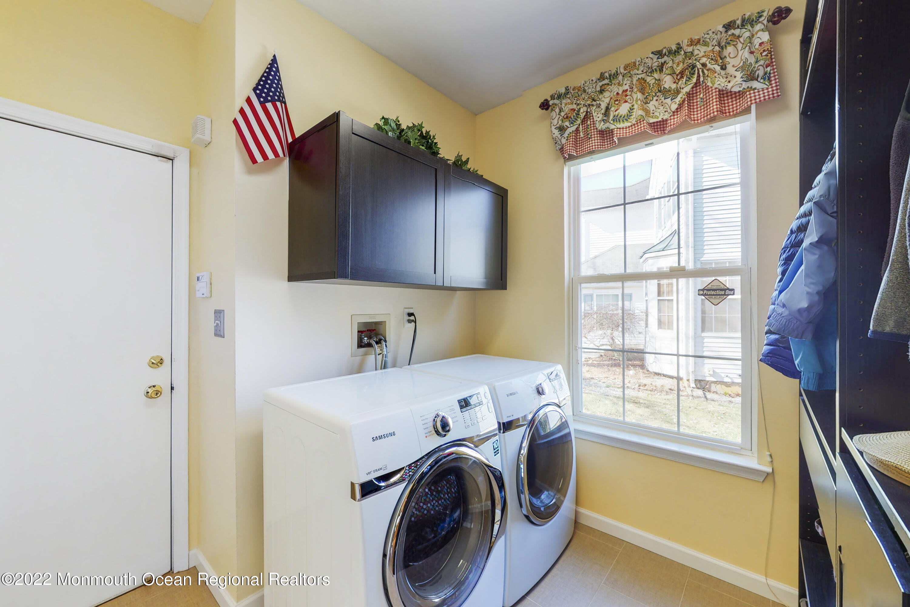 20 Jamestown Pass Colts Neck, NJ 07722 - Photo 33 of 48 20-Jamestown-Pass-02272022_083114