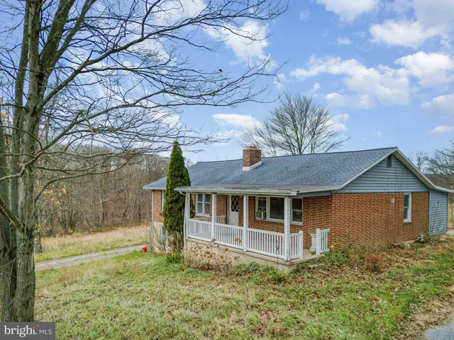 $699,000 | 93 Beard Road, Enola, PA 17025