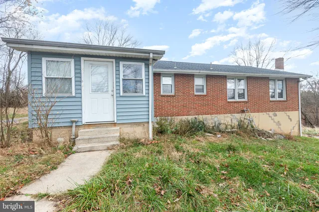 $699,000 | 93 Beard Road, Enola, PA 17025