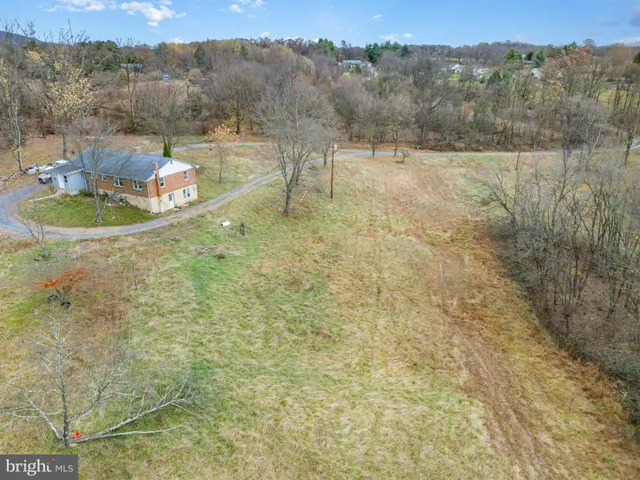 $699,000 | 93 Beard Road, Enola, PA 17025