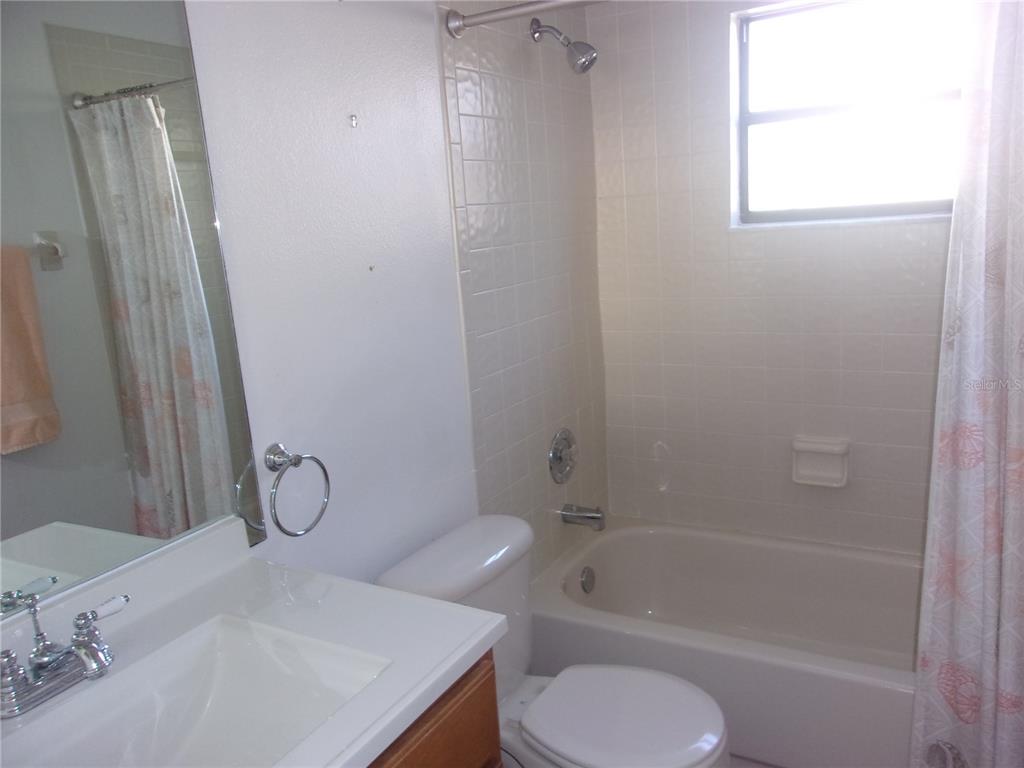 9410 Nakoma Way, Unit H Weeki Wachee, FL 34613 - Photo 16 of 33