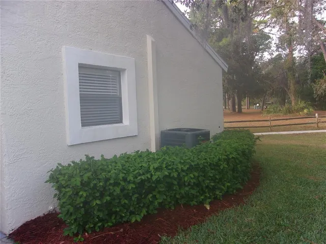 a view of outdoor space with city view