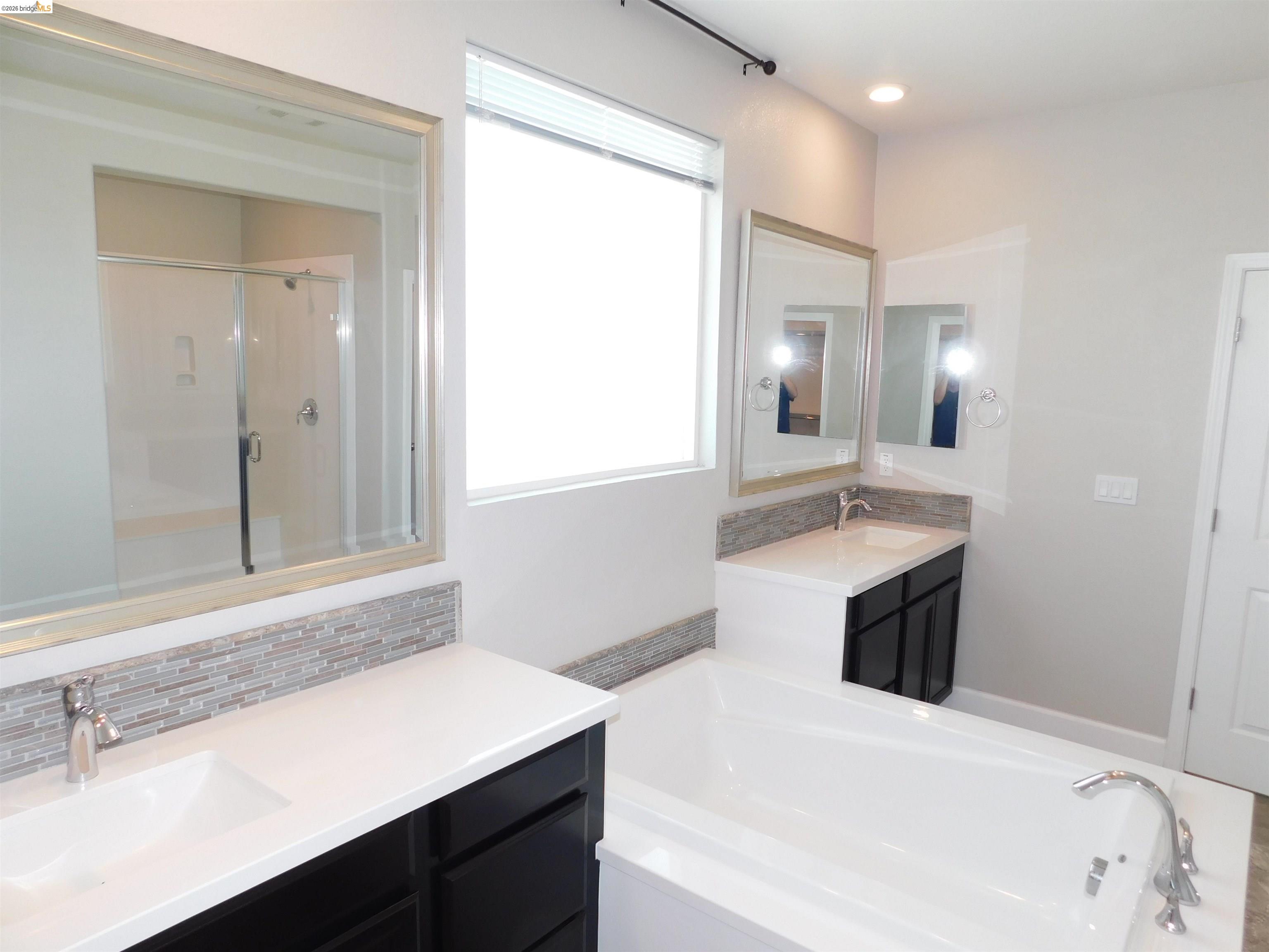 1090 Lavender Street Manteca, CA 95337 - Photo 17 of 29