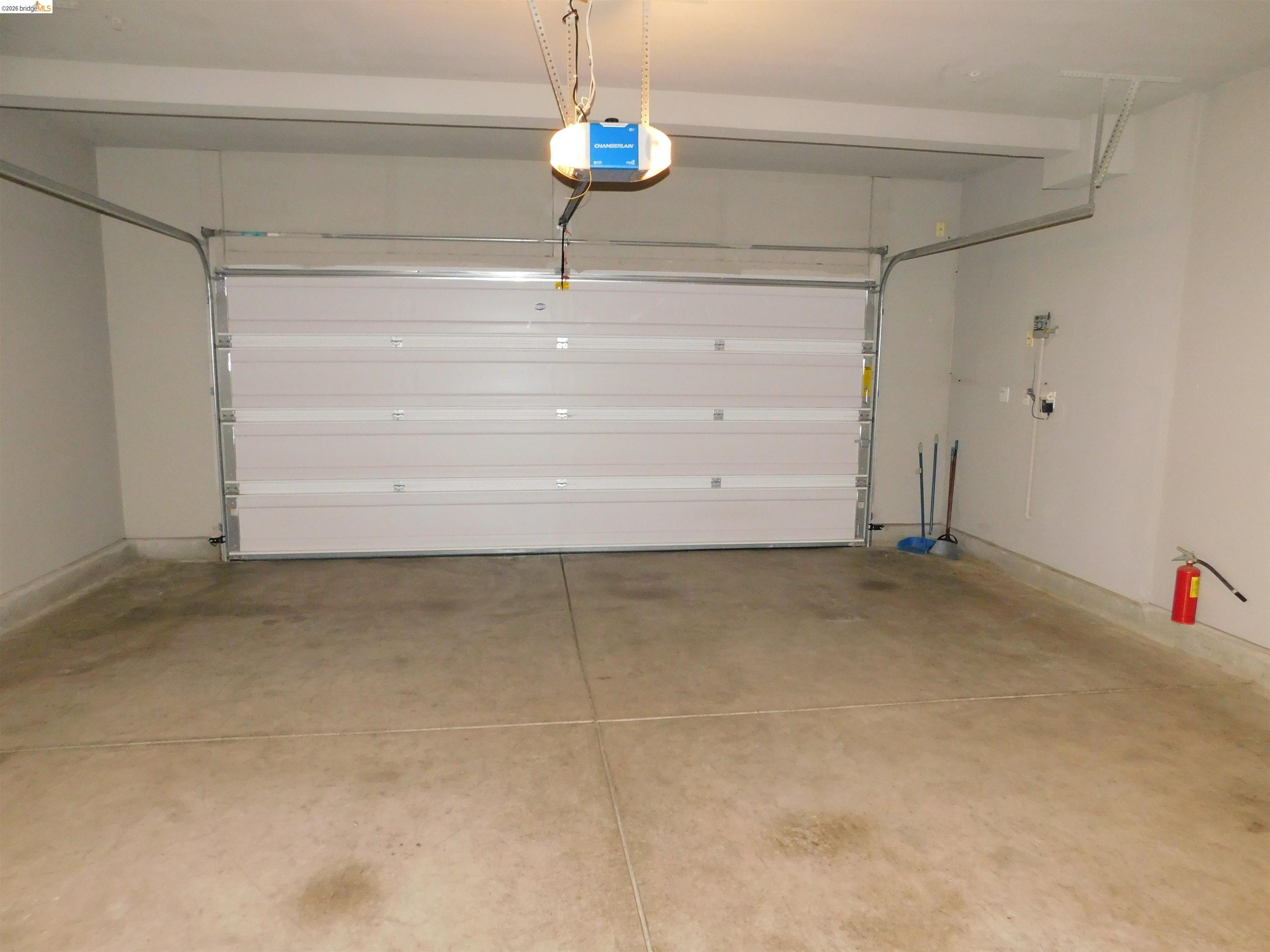 1090 Lavender Street Manteca, CA 95337 - Photo 27 of 29