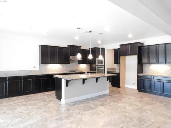 $828,000 | 1090 Lavender Street, Manteca, CA 95337