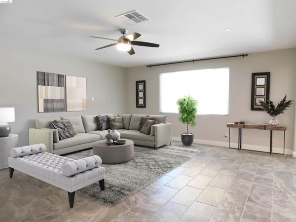 $828,000 | 1090 Lavender Street, Manteca, CA 95337